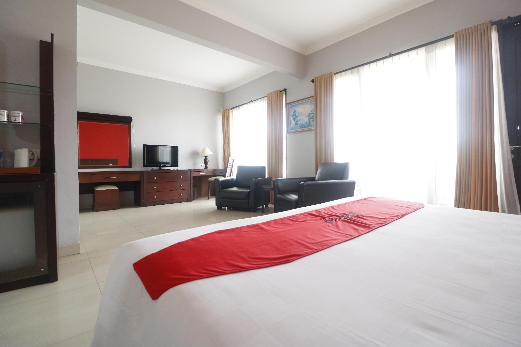 Hotel RedDoorz Premium @ Bukit Damai Indah Balikpapan  Exterior foto